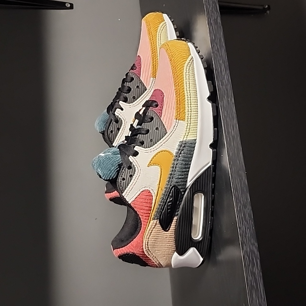 Nike Air Max 90 "Multi-Corduroy" Women's Shoe